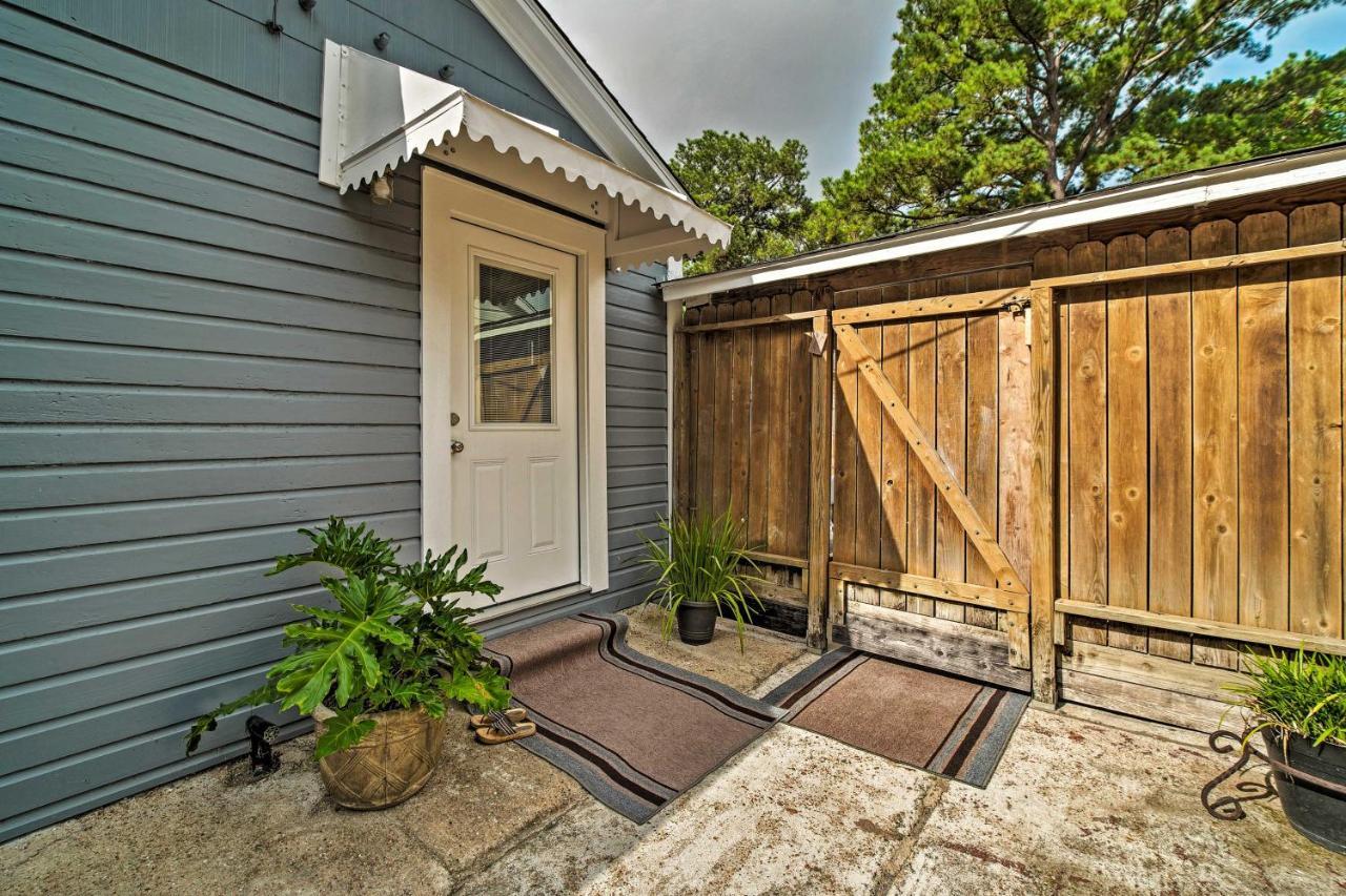 Cozy Brenham Cottage With Private Patio And Yard! Exterior photo